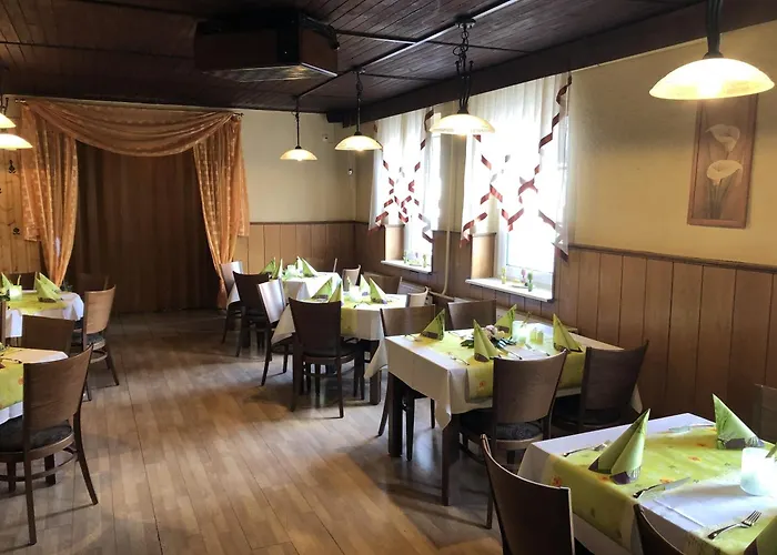 Landgasthof Deinert אורחן Genthin